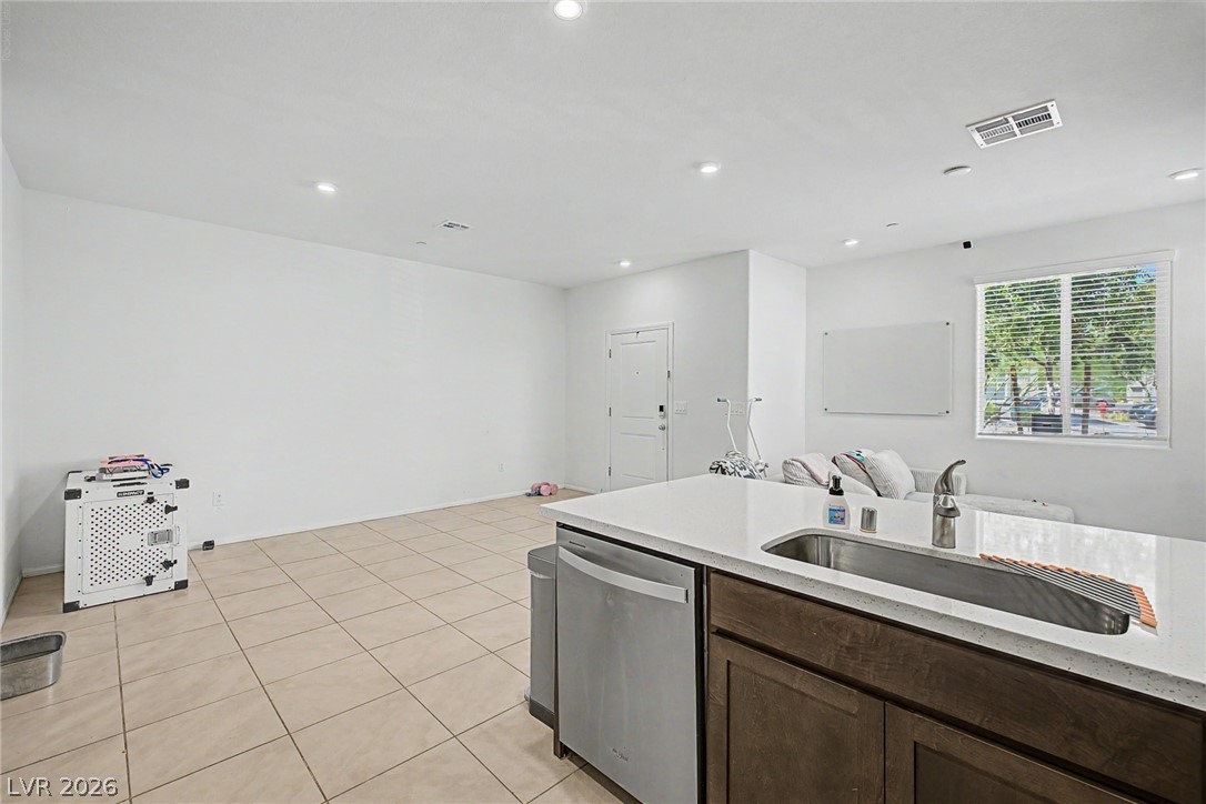 Photo 11 of 31, 1101 Ammonite Avenue