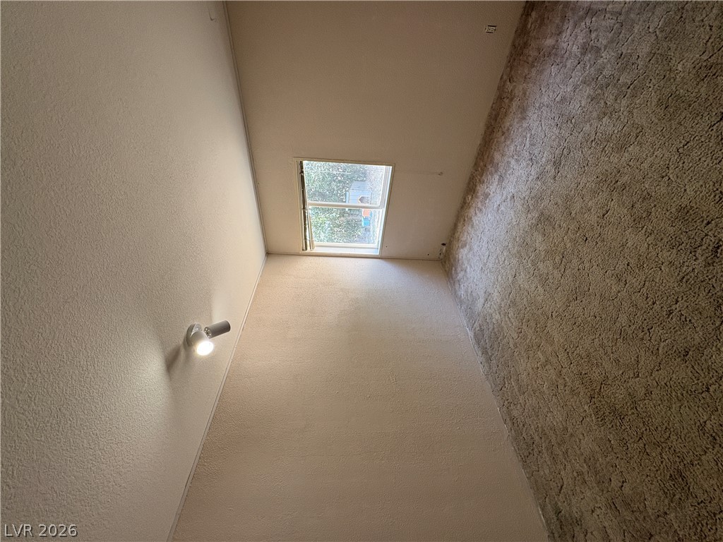 Photo 30 of 46, 880 N 59th Street