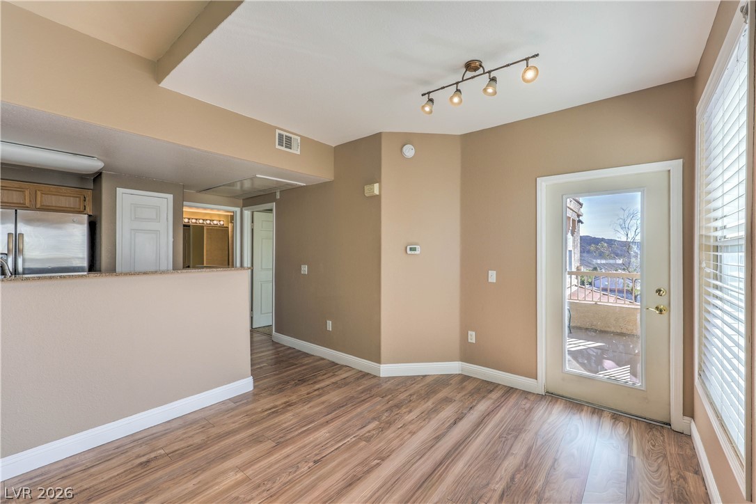Photo 12 of 38, 10550 W Alexander Road #2046