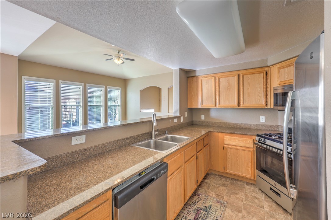 Photo 14 of 38, 10550 W Alexander Road #2046