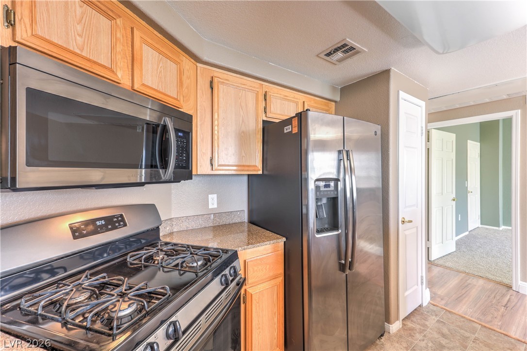 Photo 16 of 38, 10550 W Alexander Road #2046