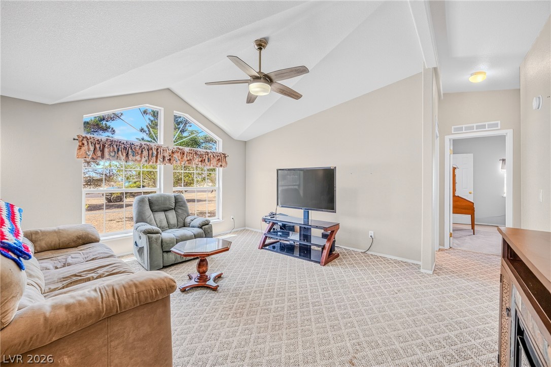 Photo 8 of 46, 3360 Palm Drive