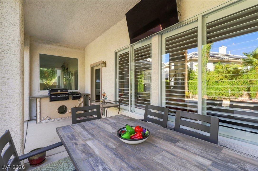 Photo 2 of 425 Talisman Court