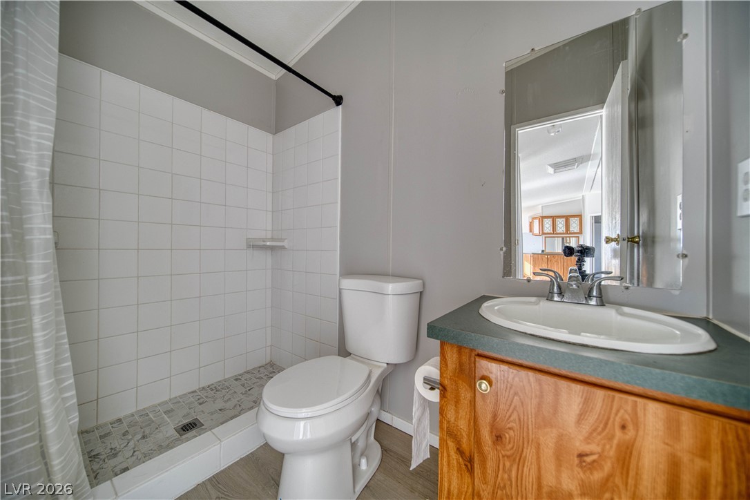 Photo 16 of 23, 320 W Comstock Circle