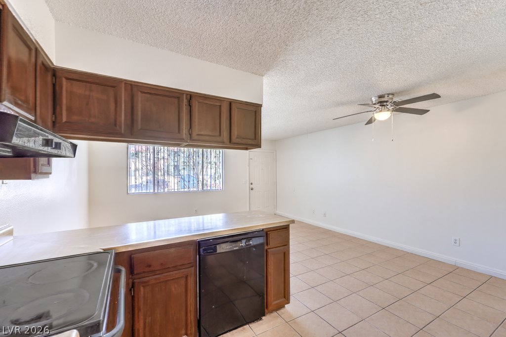 Photo 11 of 40, 6979 Issac Avenue