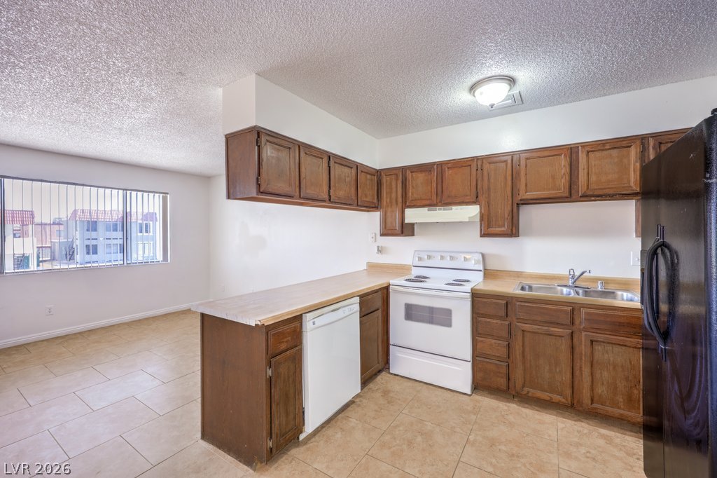 Photo 25 of 40, 6979 Issac Avenue
