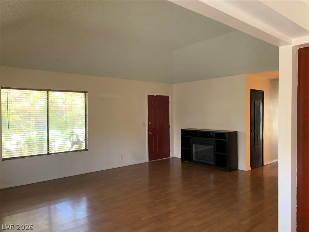Photo 11 of 25, 1897 Avacado Court