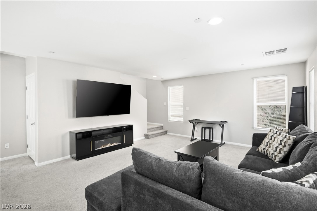 Photo 13 of 43, 8933 Jamie Lee Avenue