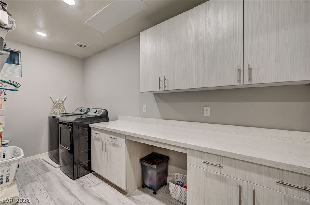 Photo 37 of 92, 4311 Solace Street #2