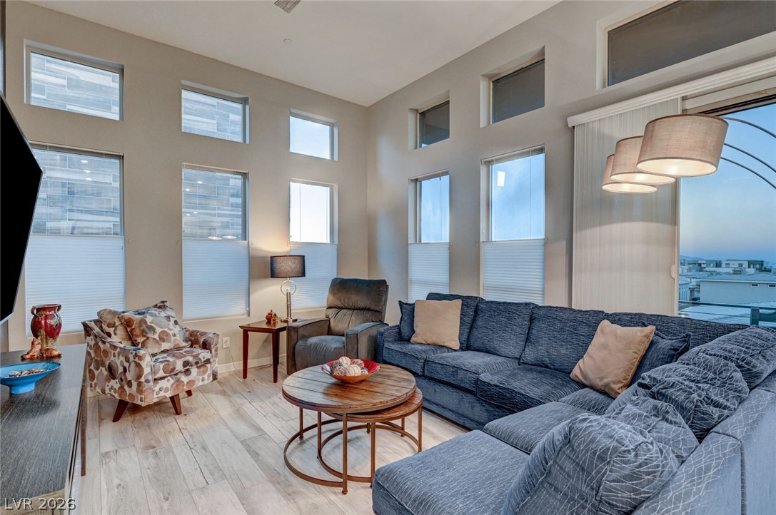Photo 10 of 92, 4311 Solace Street #2