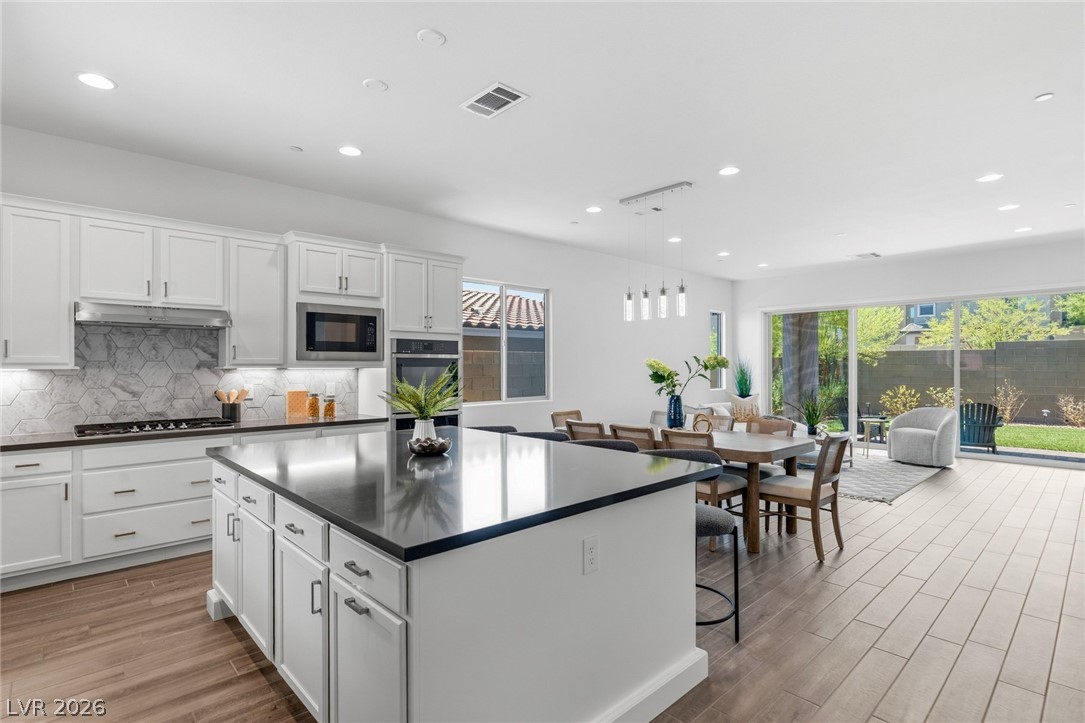 11605 Falcon Gorge Avenue, Las Vegas 89138