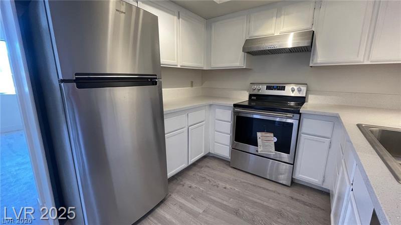 Photo 9 of 21, 1701 E Katie Avenue #91