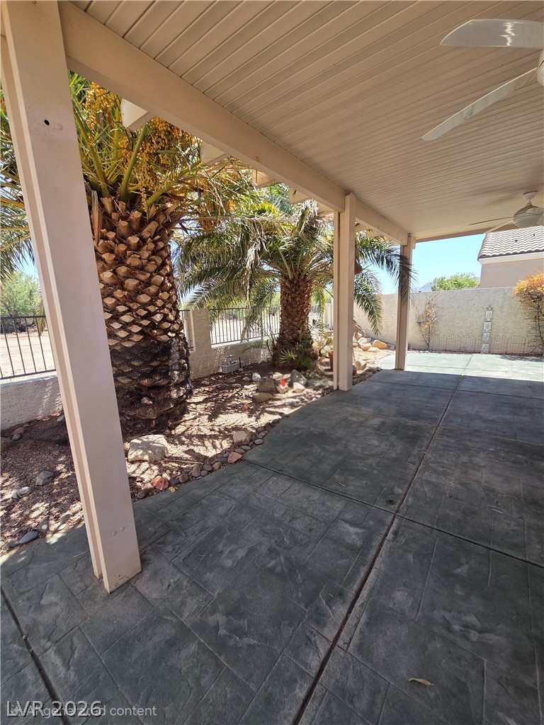 Photo 18 of 23, 4952 Mascaro Drive