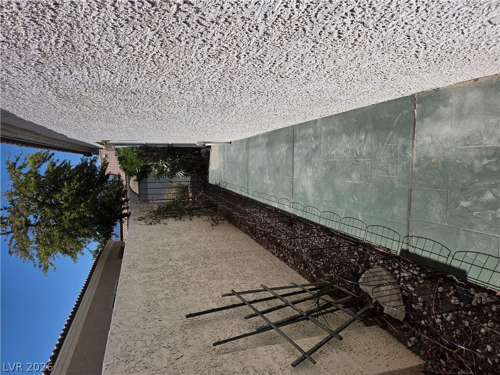 Photo 16 of 23, 4952 Mascaro Drive