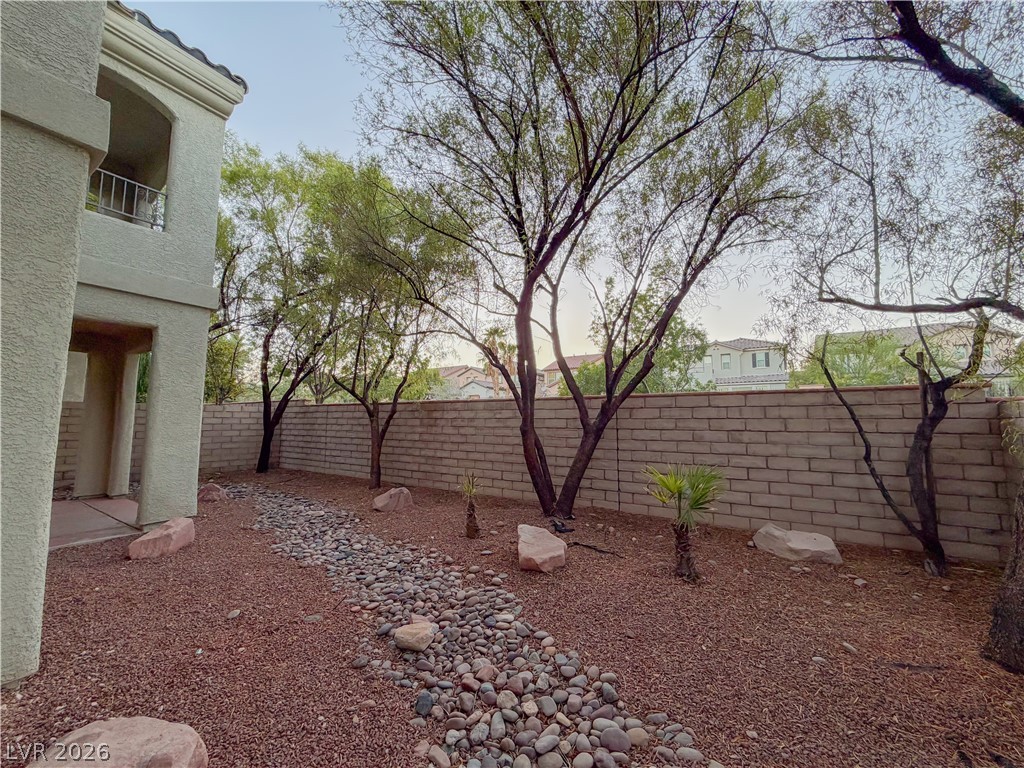 Photo 16 of 18, 11832 Luna Del Mar Lane