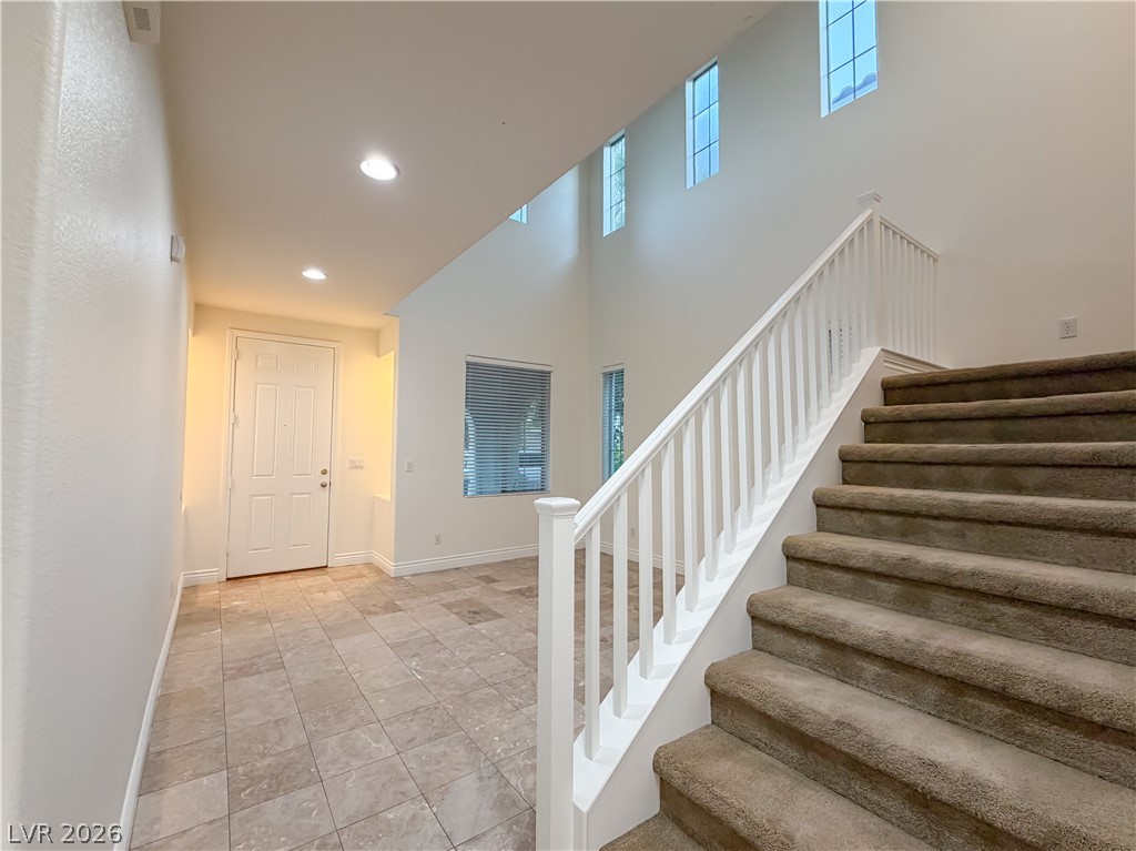 Photo 3 of 11832 Luna Del Mar Lane
