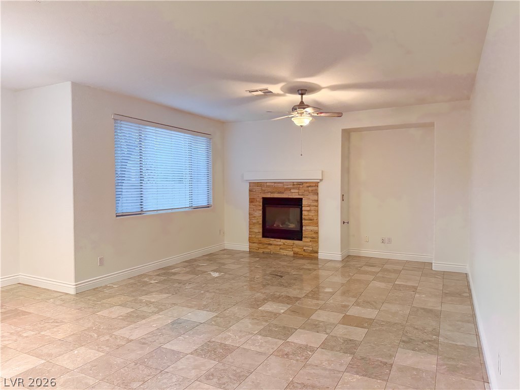 Photo 4 of 11832 Luna Del Mar Lane