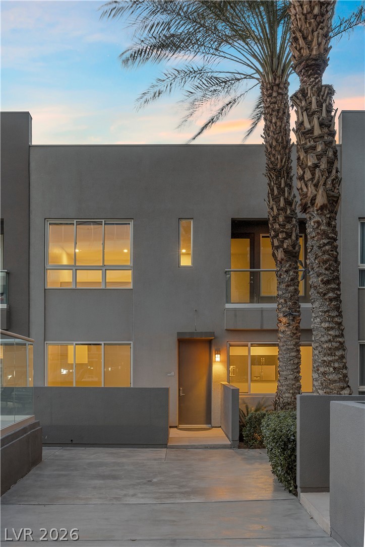 Photo 3 of 4565 Dean Martin Drive #102