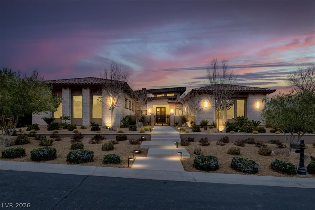 20 Pebble Hills Court, Las Vegas 89141