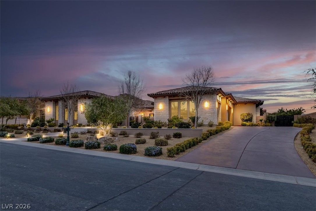 Photo 2 of 20 Pebble Hills Court