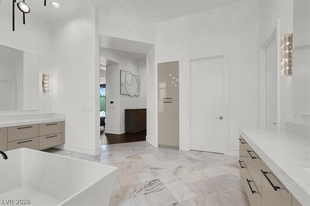 Photo 36 of 49, 20 Pebble Hills Court