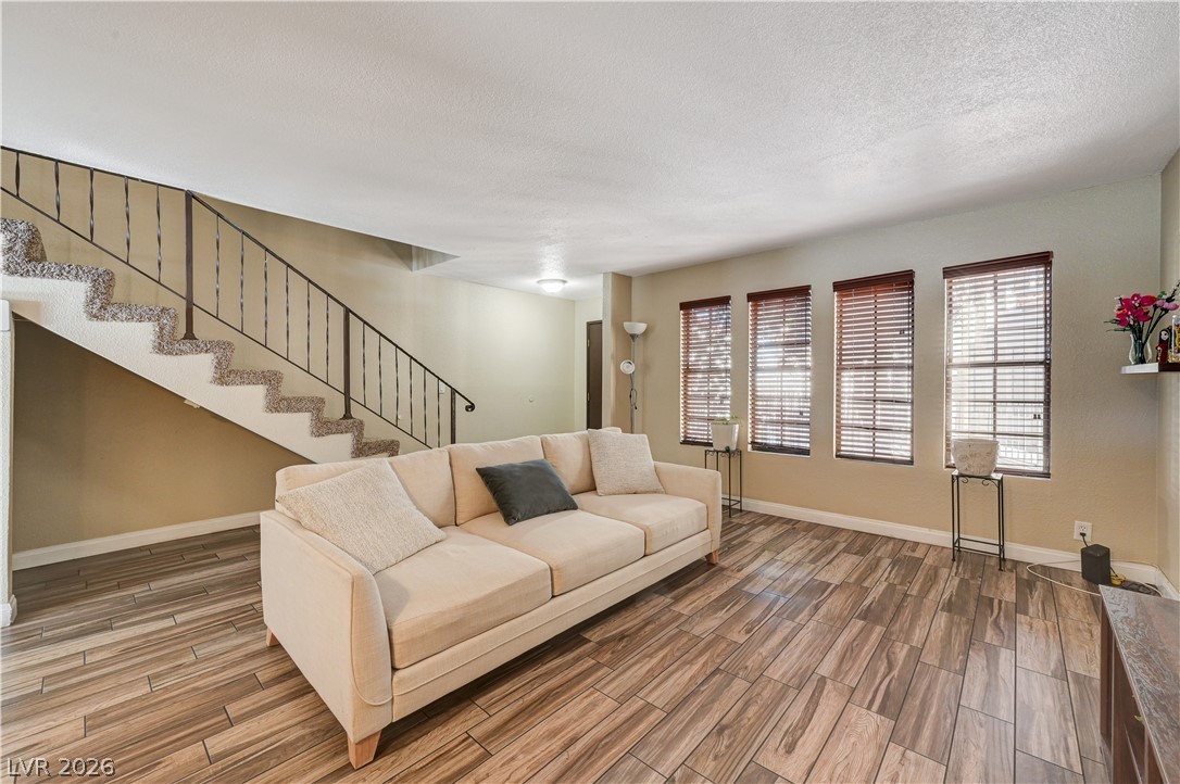 Photo 16 of 36, 2080 Karen Avenue #20