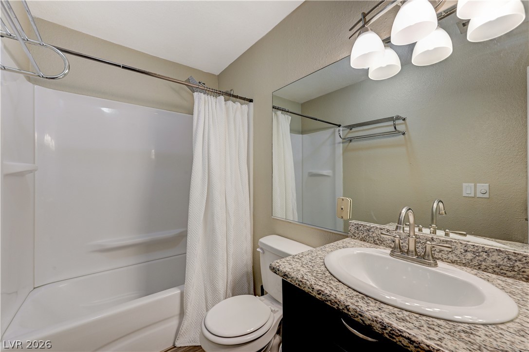 Photo 21 of 36, 2080 Karen Avenue #20