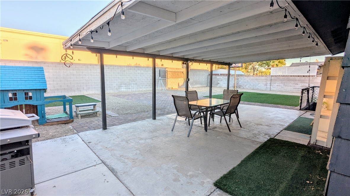 Photo 26 of 30, 813 Cline Street