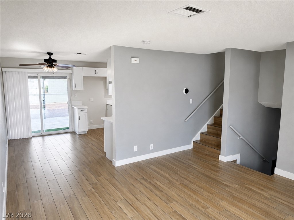 Photo 8 of 30, 813 Cline Street