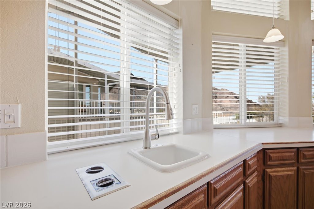 Photo 14 of 38, 503 Lake Havasu Lane