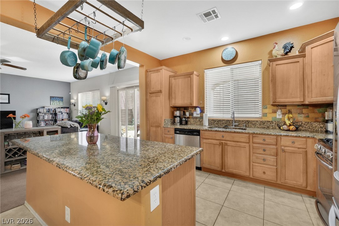 Photo 10 of 31, 6839 Quindio Street