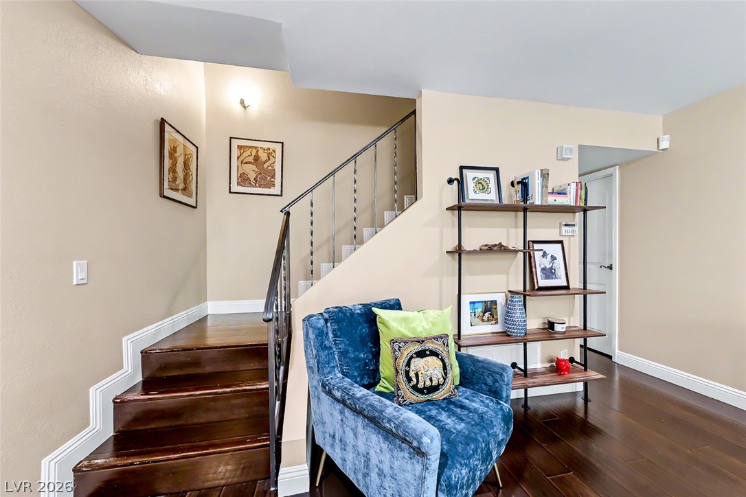 Photo 11 of 35, 3173 Pinehurst Drive #C