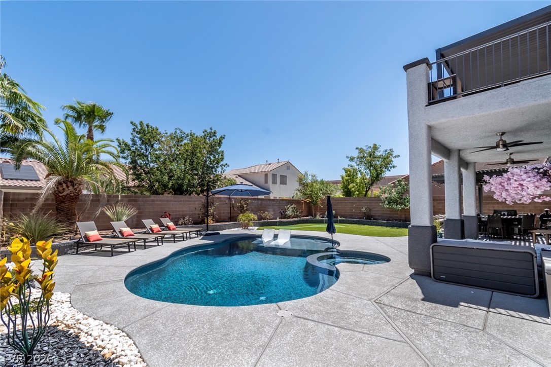 Photo 4 of 9048 Dolomite Court