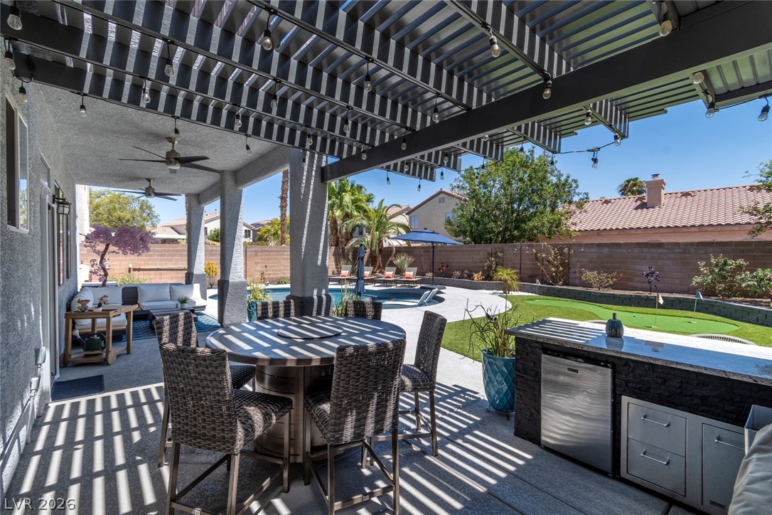 Photo 9 of 33, 9048 Dolomite Court