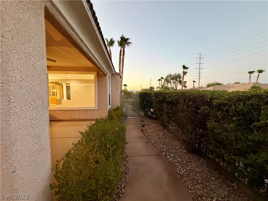 Photo 37 of 46, 10227 Donde Avenue