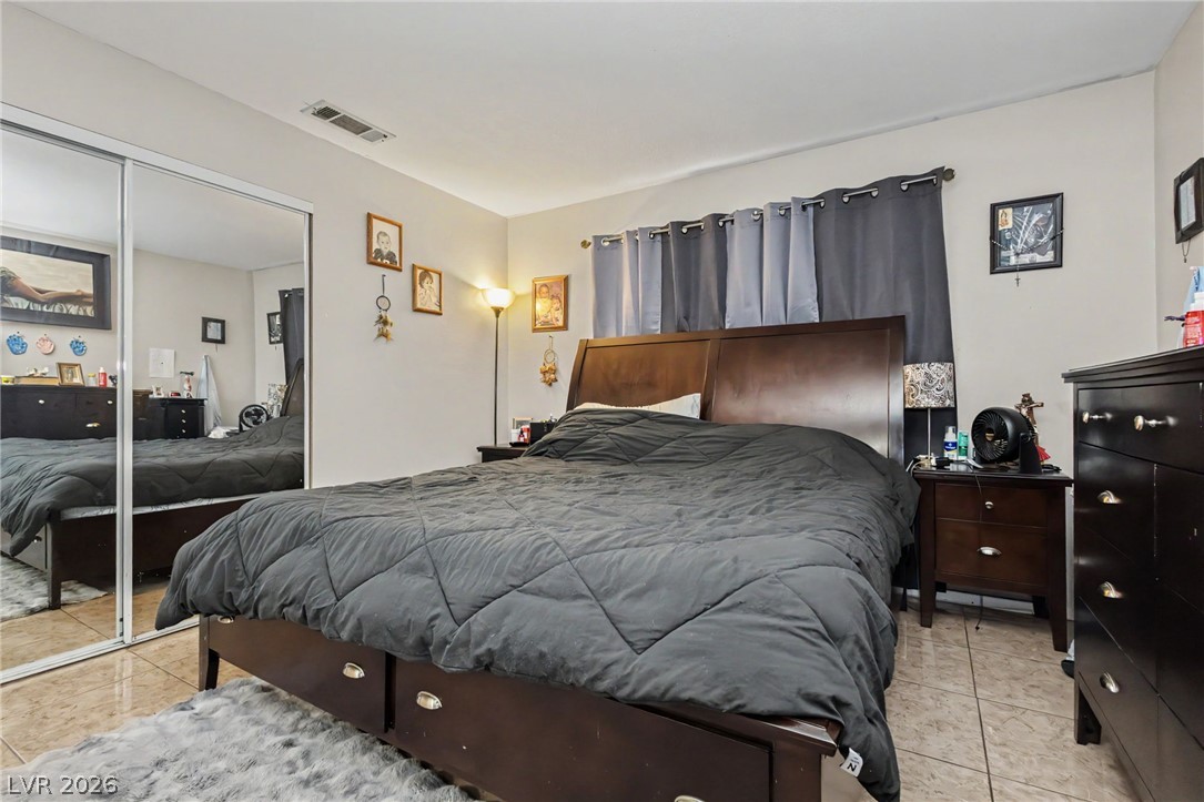 Photo 17 of 24, 5534 Indigo Hills Street