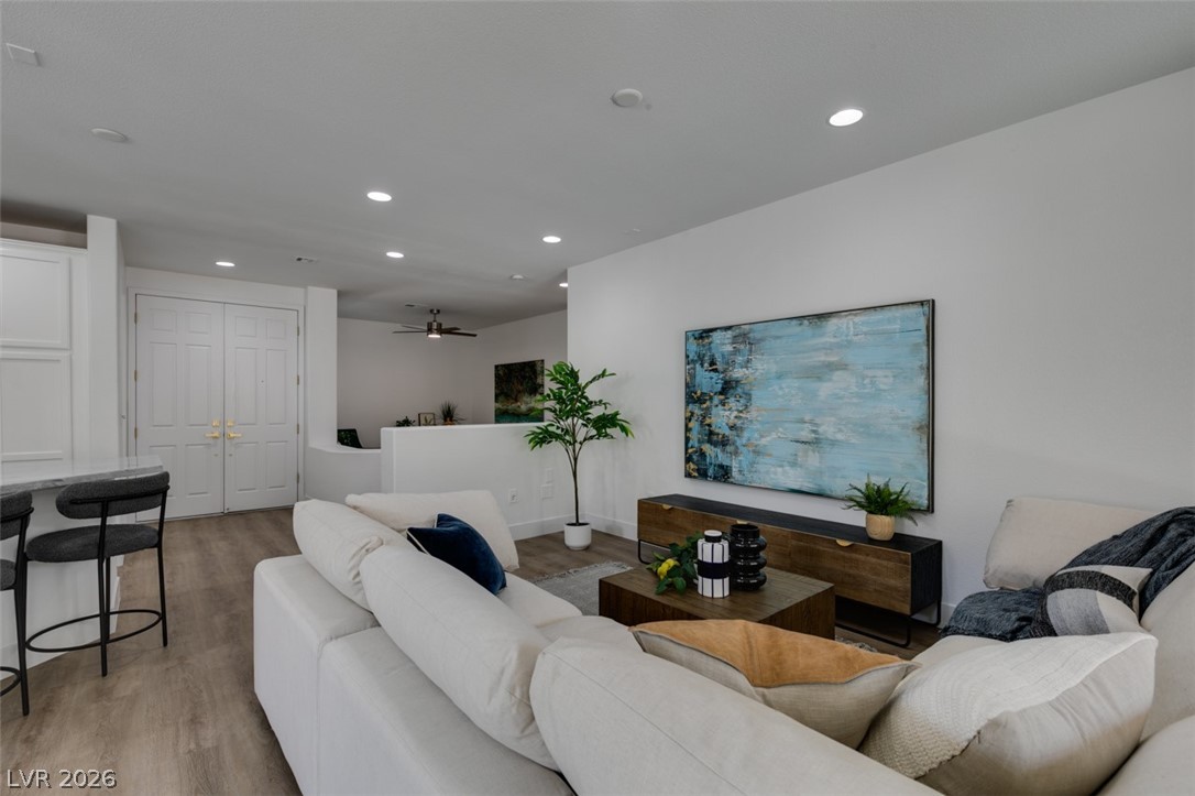 Photo 15 of 43, 5029 Alfingo Street