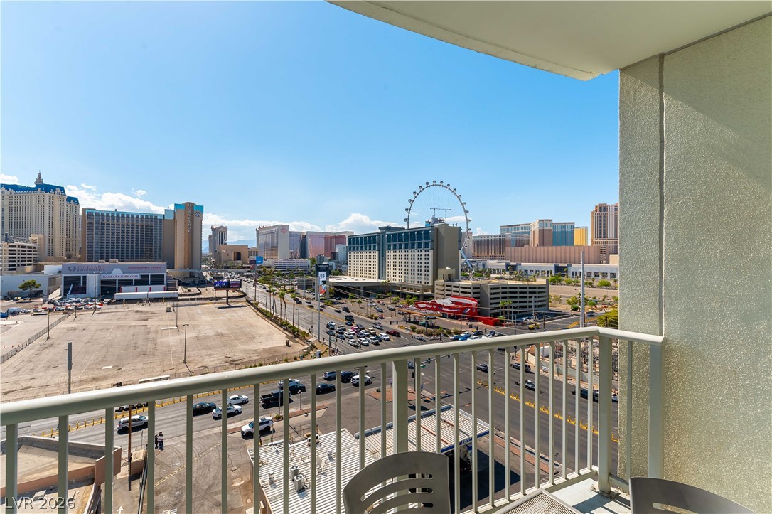 Photo 7 of 31, 211 E Flamingo Road #702