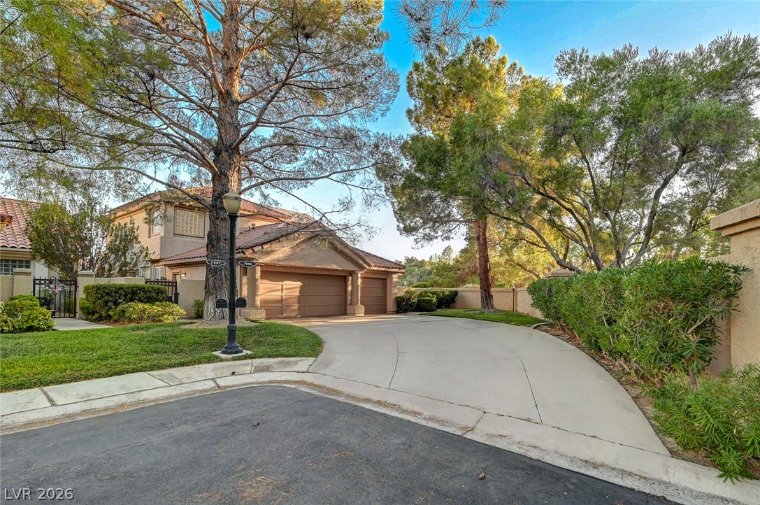 Photo 3 of 7995 Rio Rico Drive