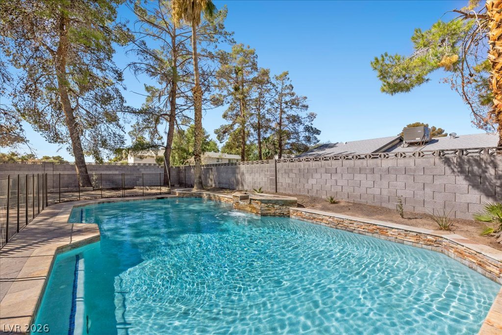 Photo 3 of 2729 McFall Court
