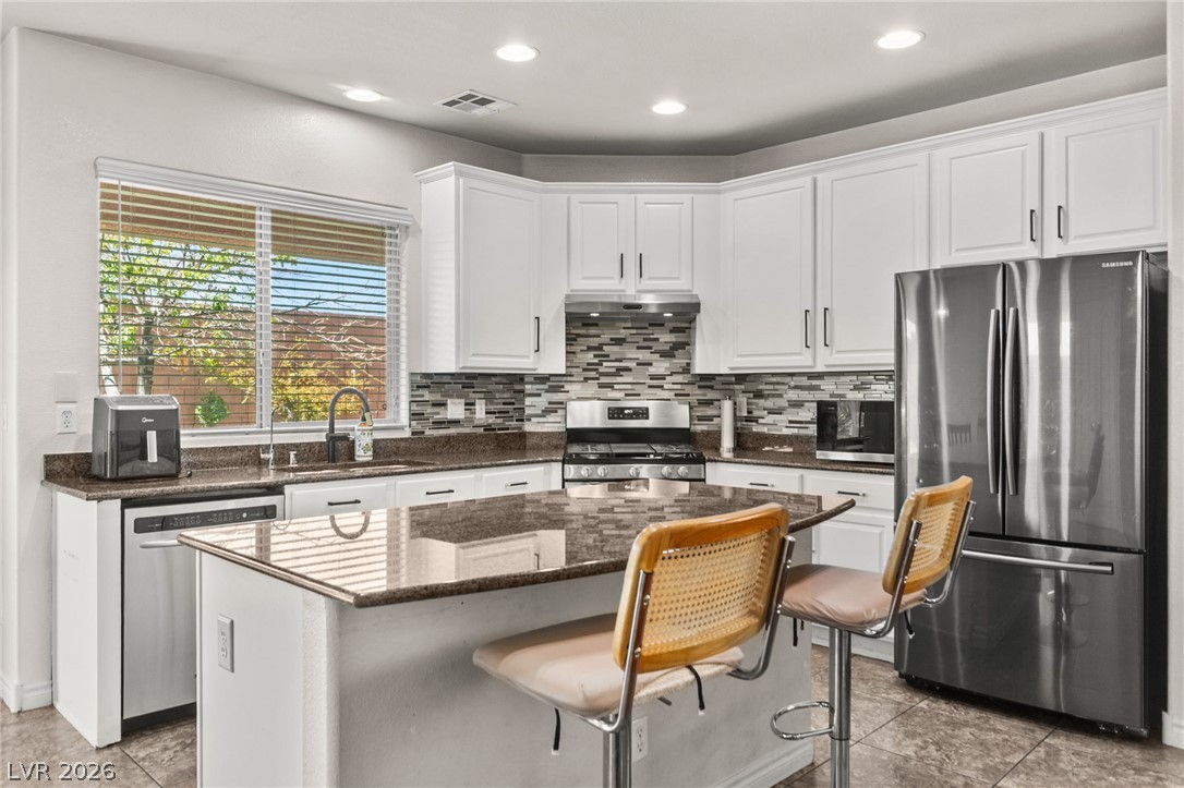 Photo 3 of 10391 Montes Vascos Drive