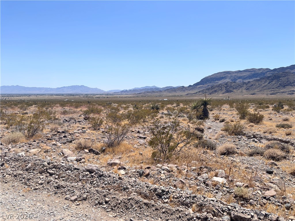 560 W Stealth Road, Pahrump 89060