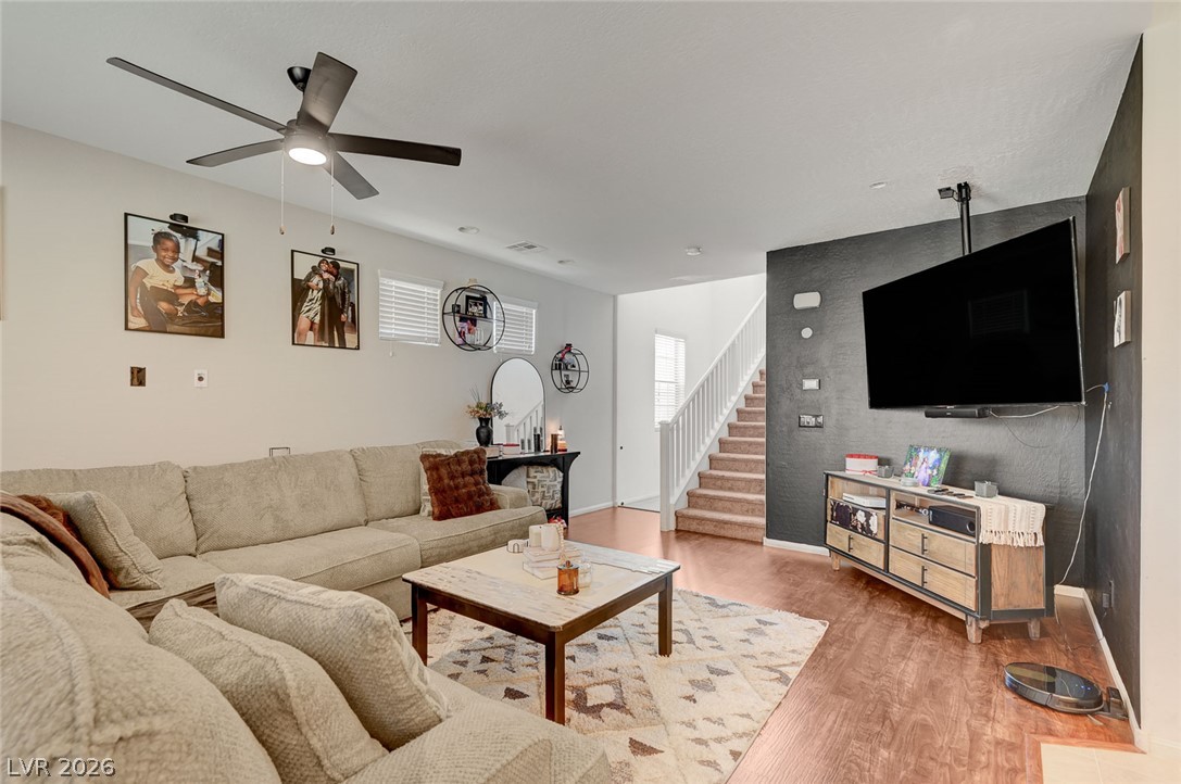 Photo 8 of 32, 6580 Pine Hall Avenue