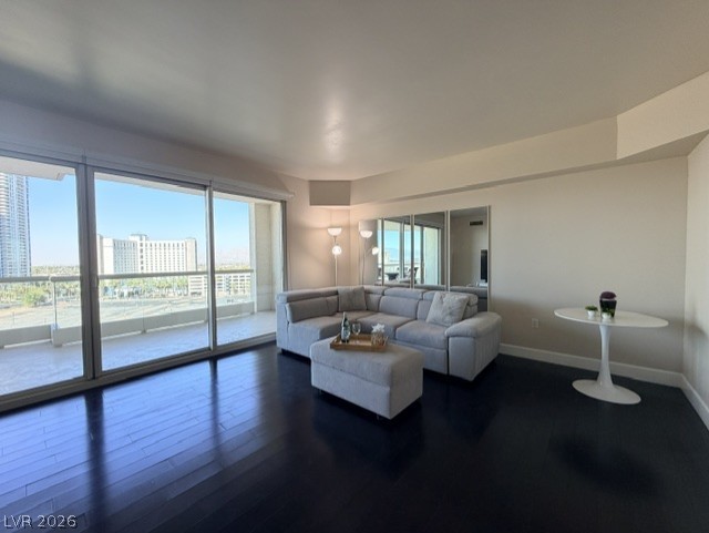 Photo 45 of 62, 2777 Paradise #807