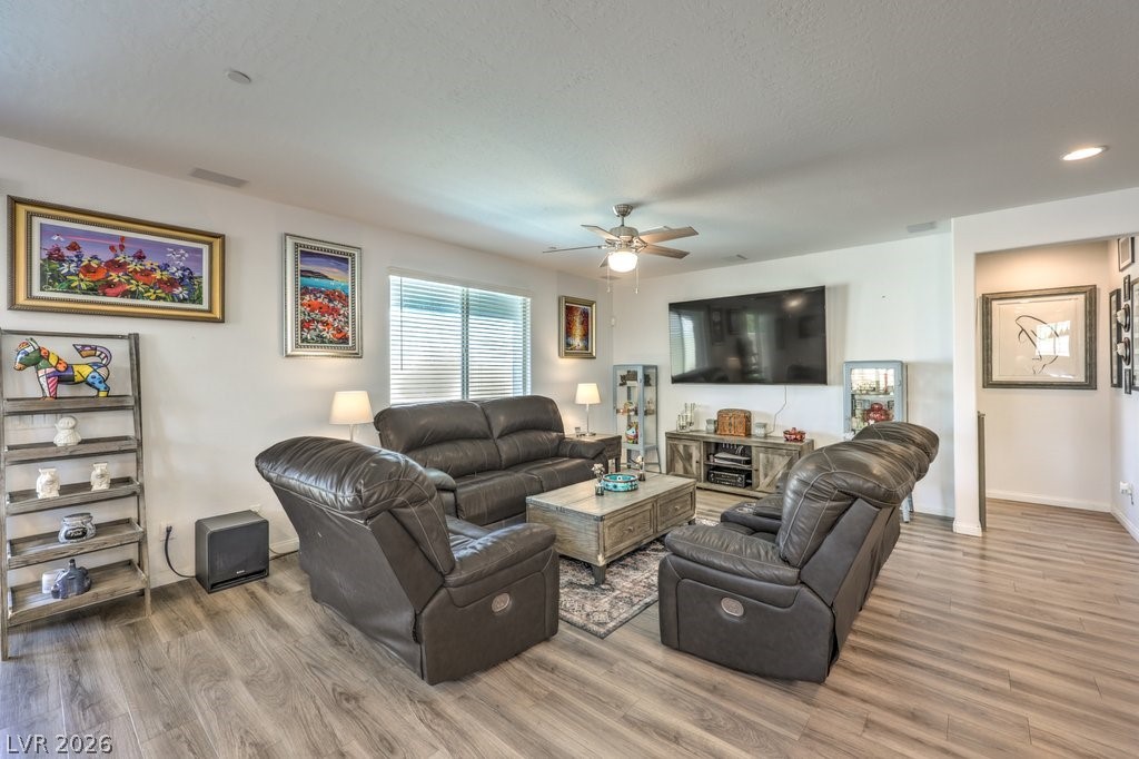 Photo 16 of 48, 720 CADENCE VIEW Way