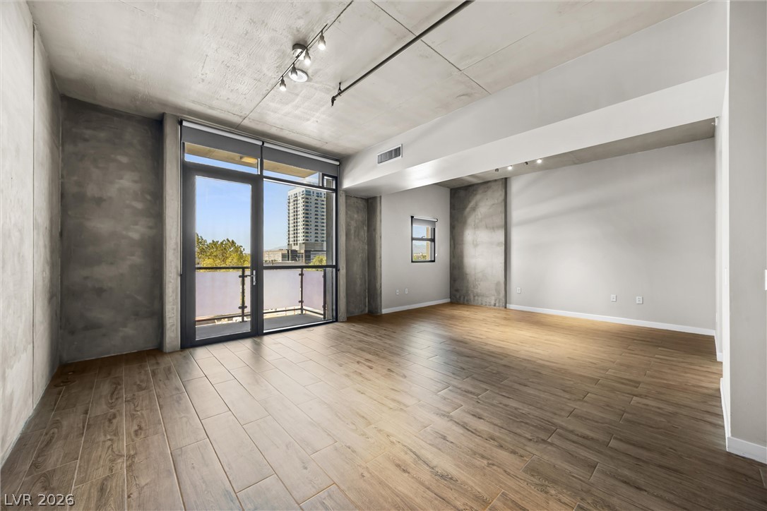 Photo 5 of 353 E Bonneville Avenue #457