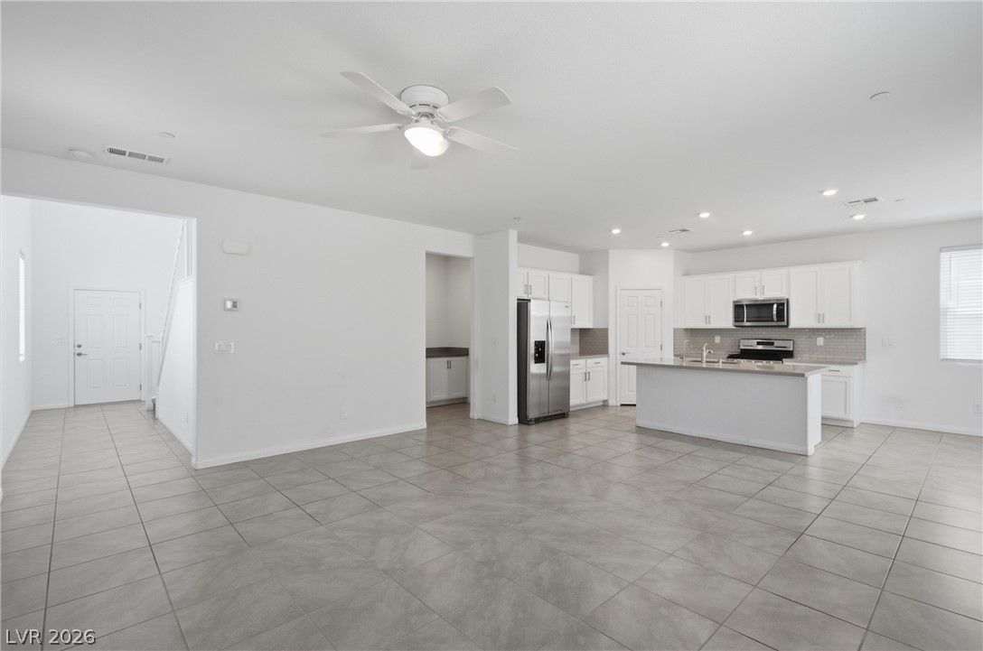 Photo 7 of 98, 10920 Oregano Avenue