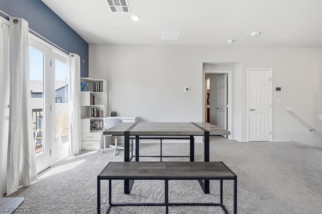 Photo 14 of 26, 4660 Moonbow Avenue #101