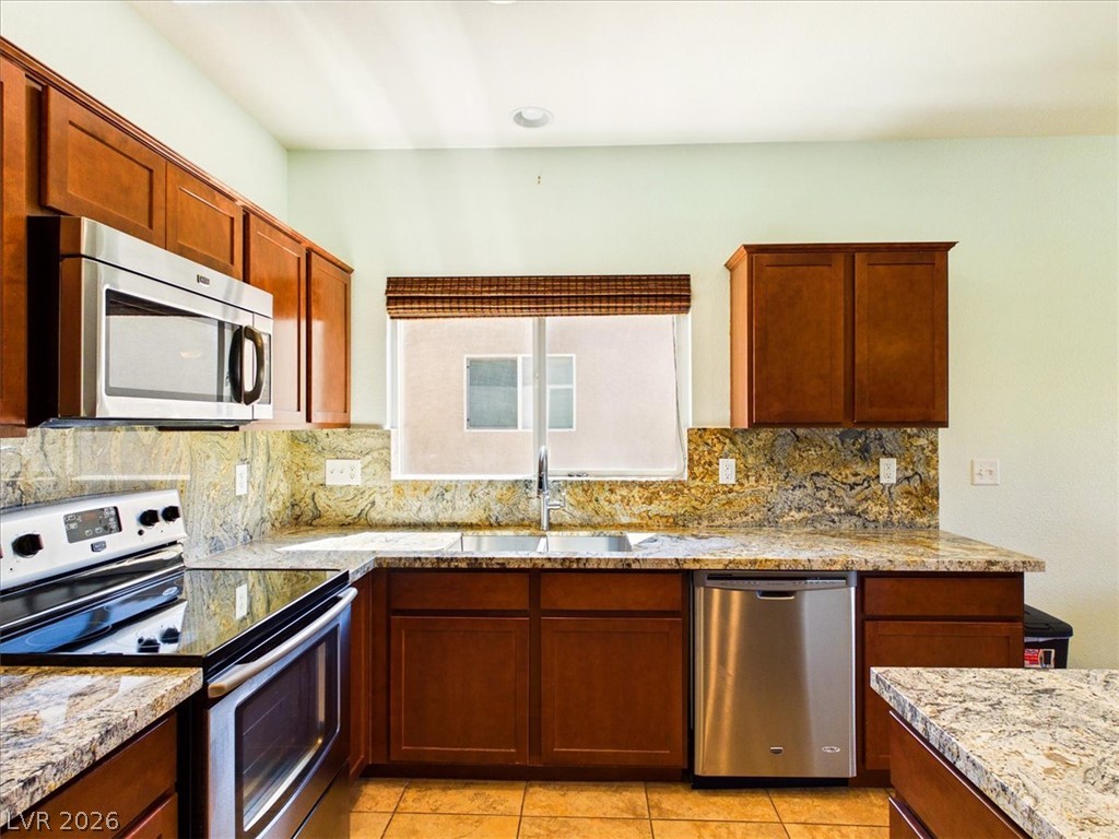 Photo 6 of 37, 5081 E Monte Penne Way