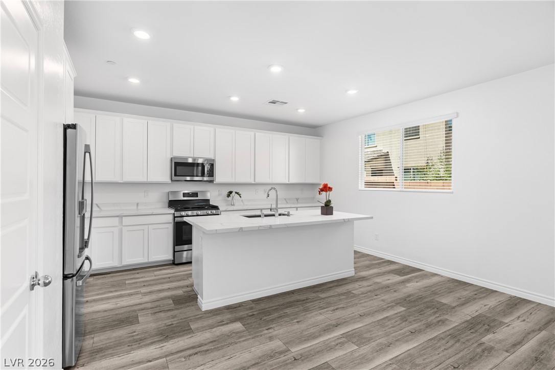 Photo 8 of 41, 835 Aurelie Ridge Street
